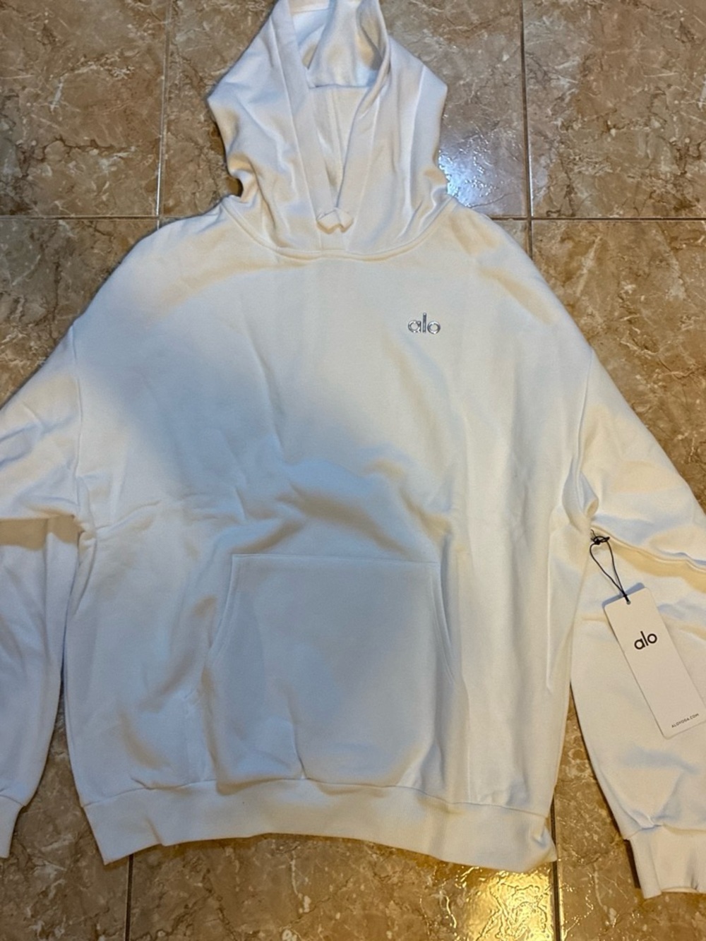 ALO Yoga Men's Ivory Pullover Hoodie